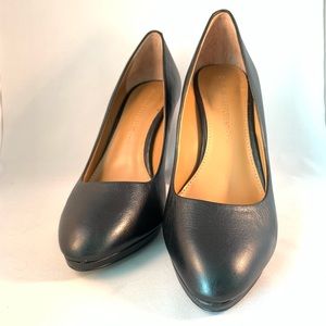 Black Banana Republic Platform Pumps - Size US 5.0